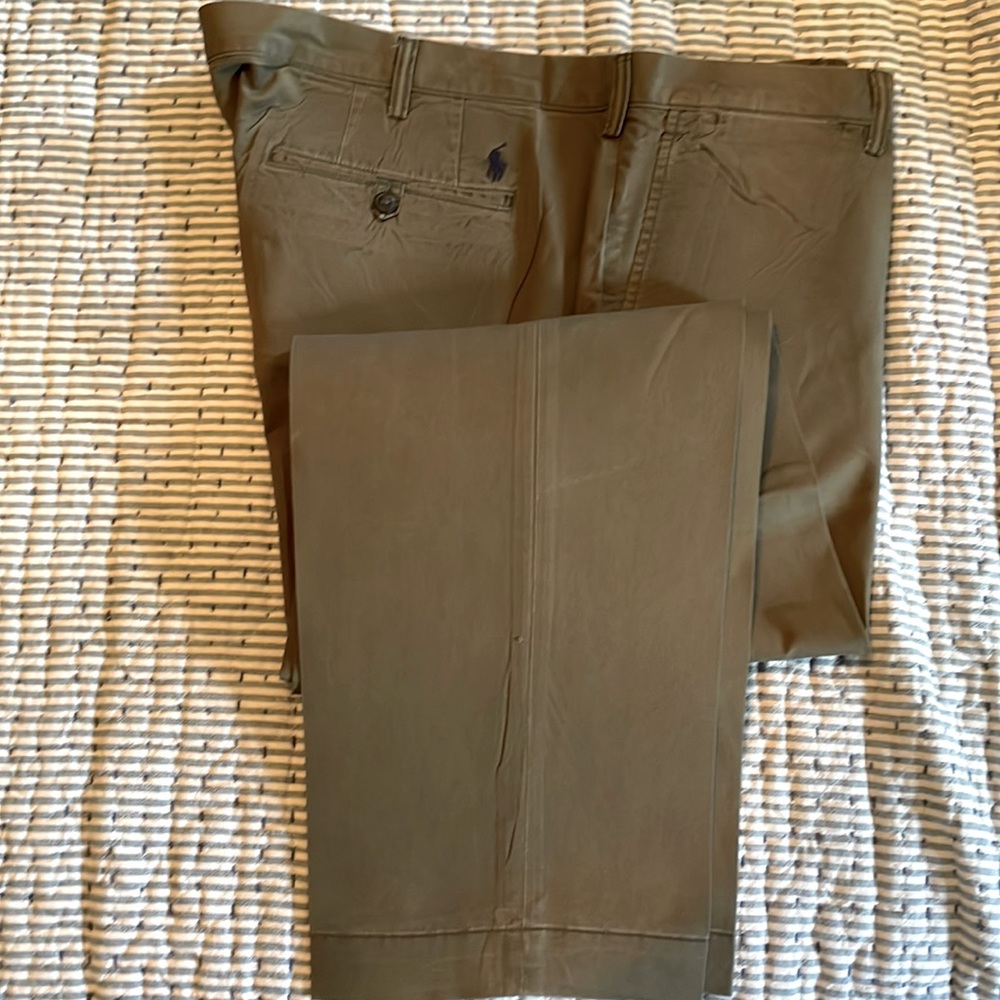 Olive Polo by Ralph Lauren Chinos. 42x30